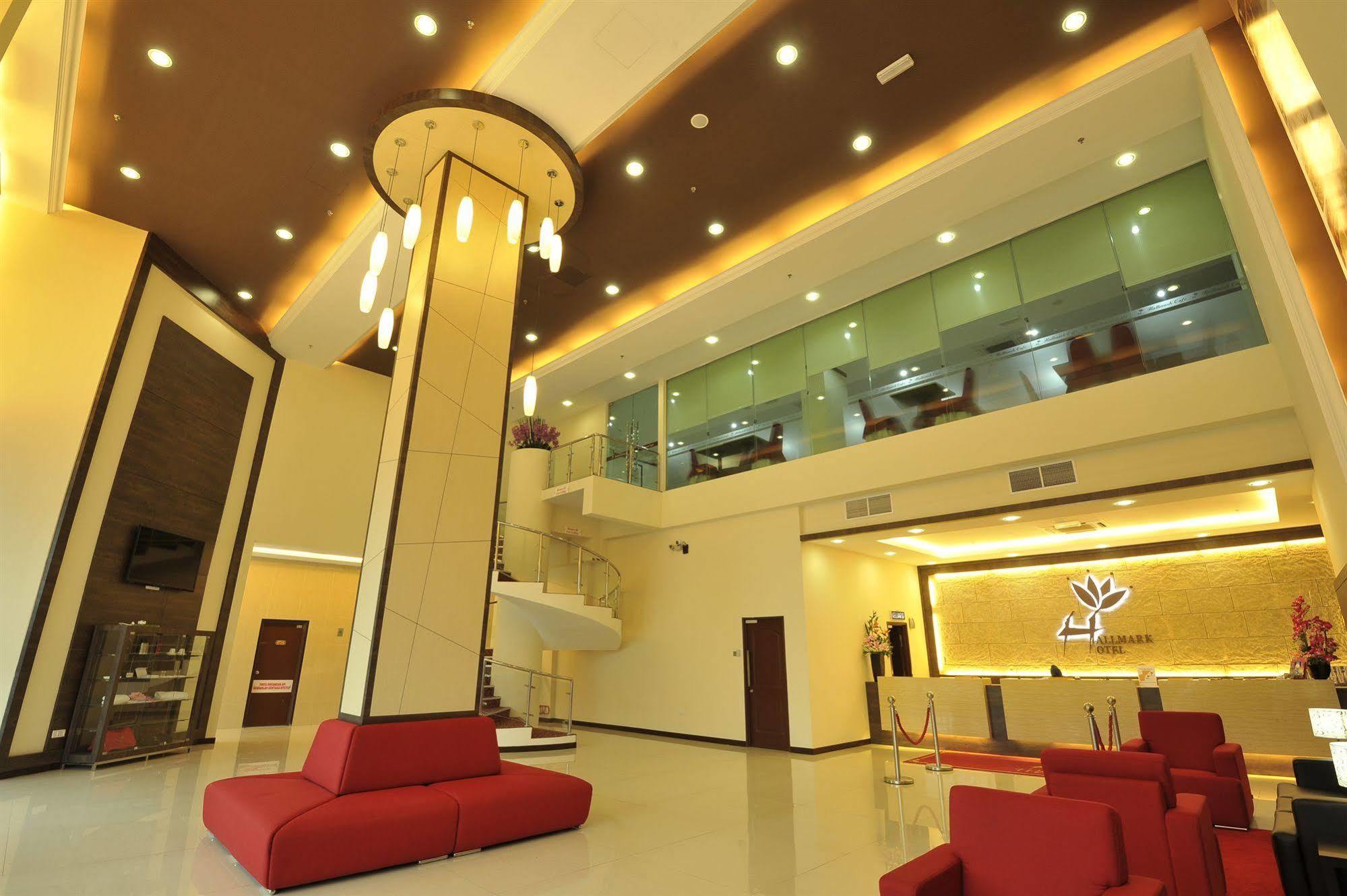 Hallmark Regency Hotel - Johor Bahru Exterior foto